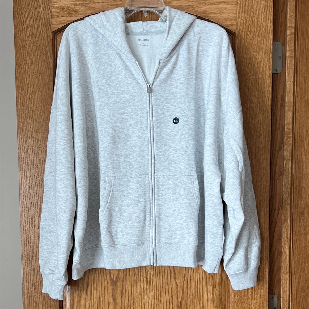 Hollister Women’s Gray Zip Up Hoodie Sweatshirt, Size XXL, New with Tags